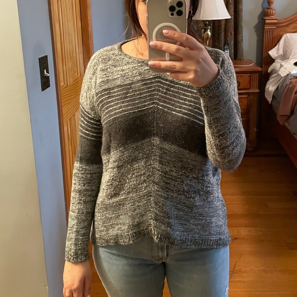 Grey sweater